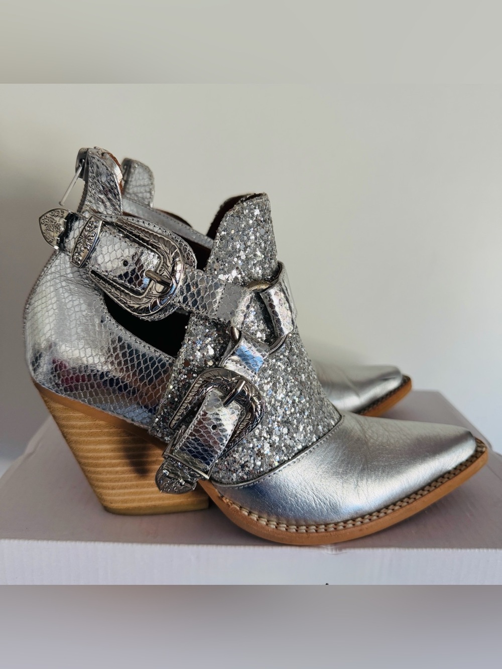 Jeffery Campbell X Free People Icon Calhuan Western Boot Silver Size 6